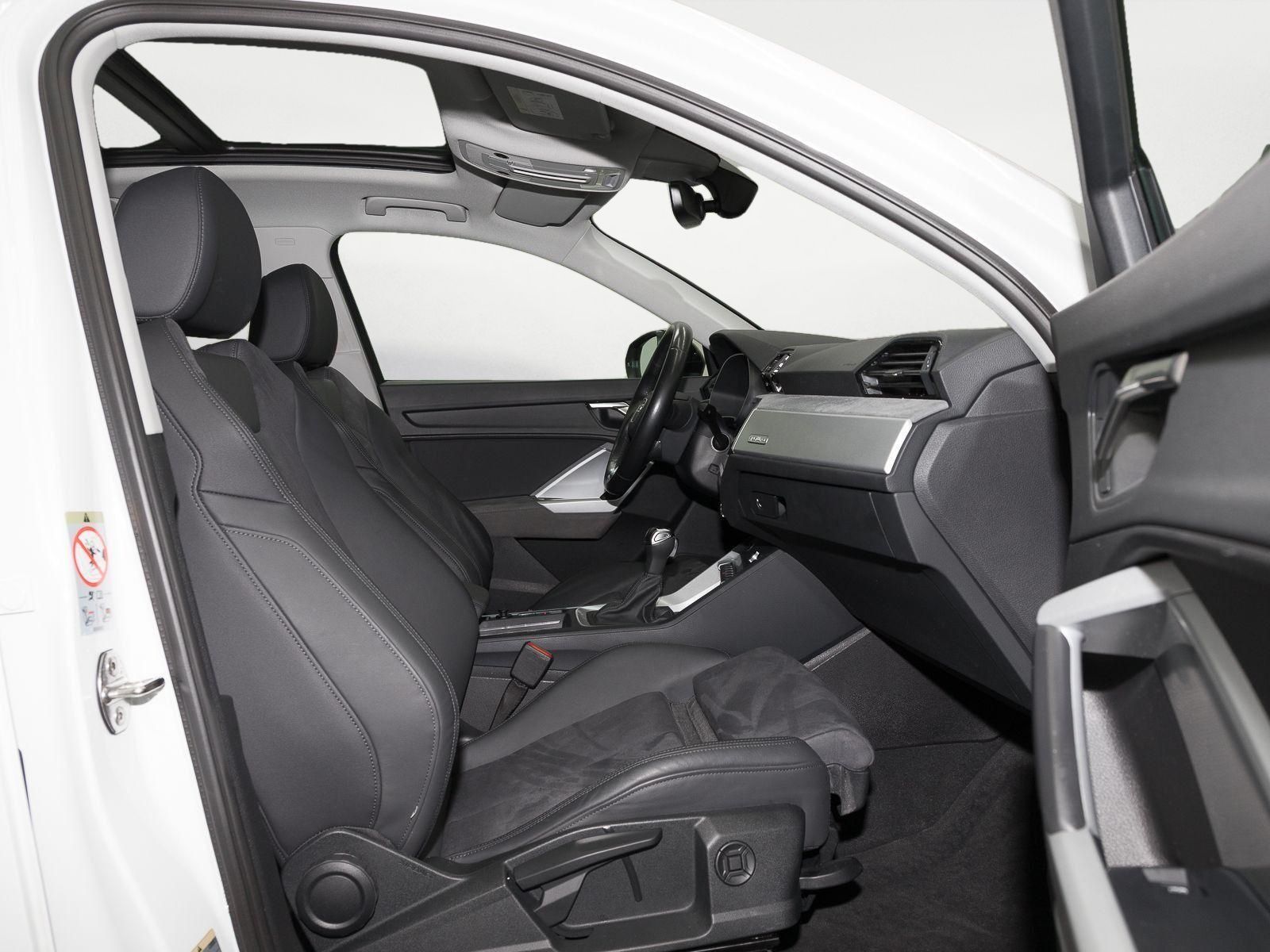 Audi Q3 40 TFSI Q S LINE - Samsaru's Car Outlet
