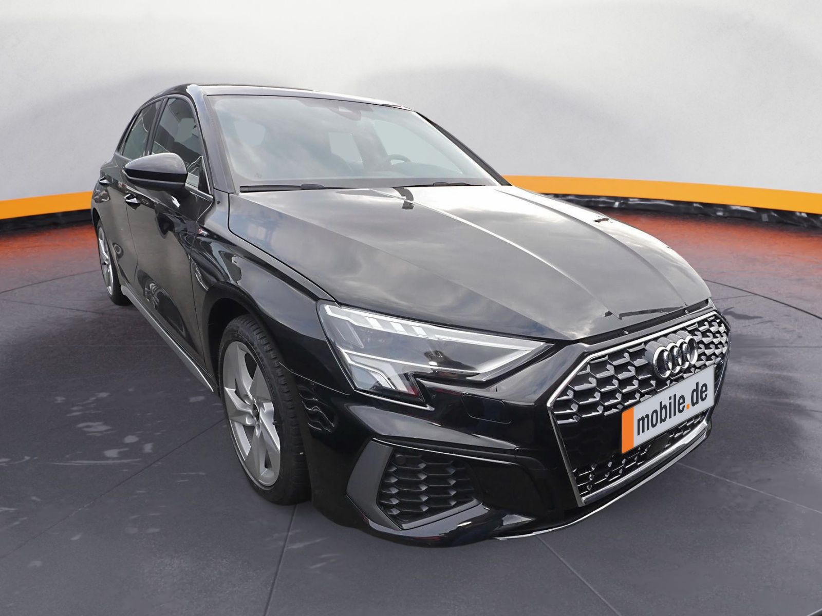 Audi A3 Sportback 35 TFSI S line - Samsaru's Car Outlet