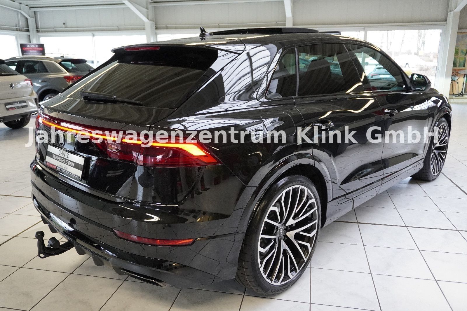 Audi Q8 S-Line 50 tdi quattro tiptronic - Samsaru's Car Outlet