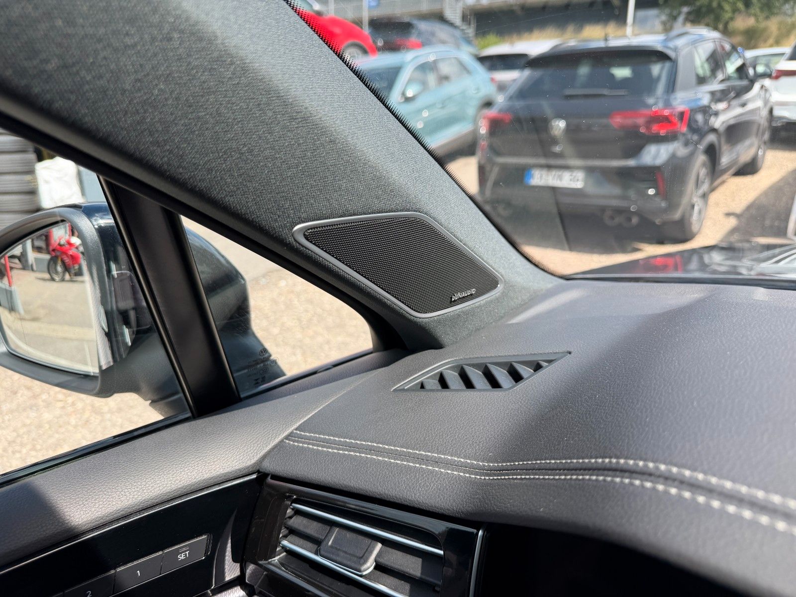 Volkswagen Touareg 3.0 TDI DSG*R-Line*Black*4M*Luft*Matrix*