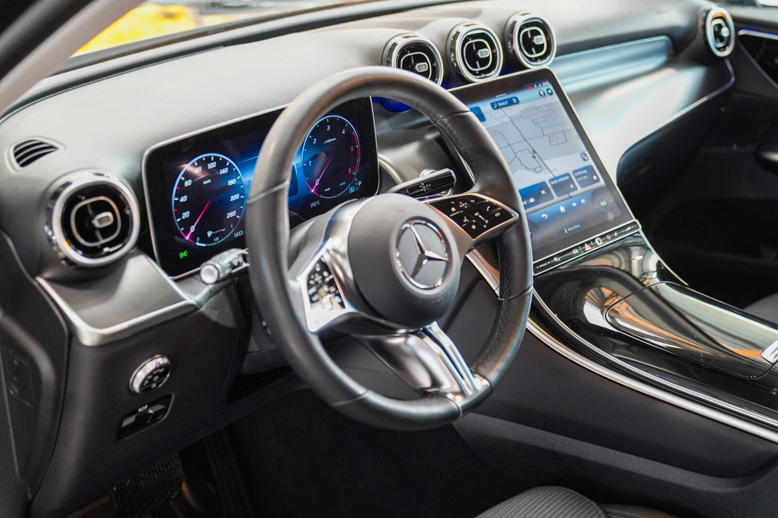 Mercedes-Benz GLC 220 d 4M AVANTGARDE - Samsaru's Car Outlet