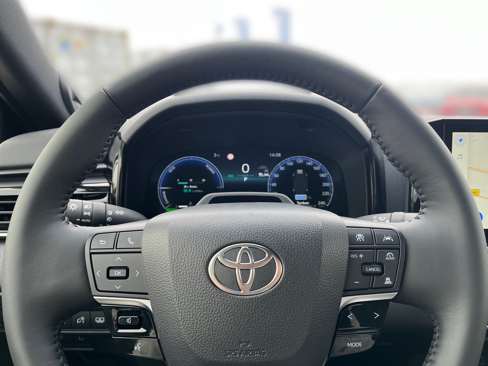 Toyota Camry 2.5 Hybrid Executive Navi+Kamera+LED+Winte