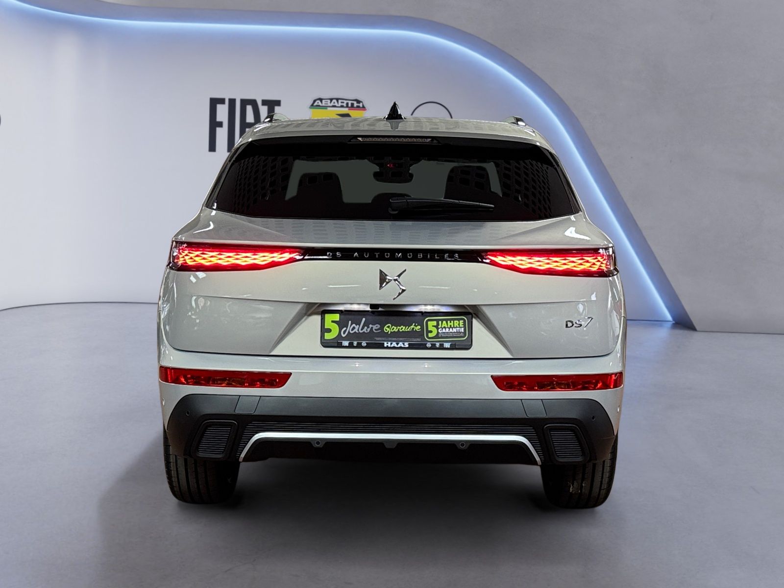 DS Automobiles DS7 1.5 BlueHDi 130 Rivoli Top Ausstattung