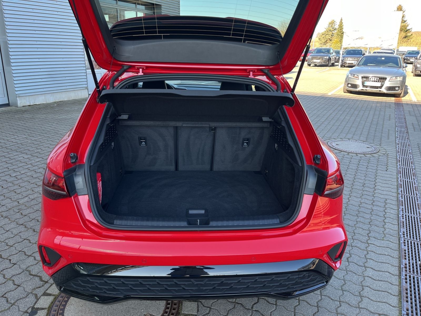 Audi A3 Sportback 35 TDI S-LINE - Samsaru's Car Outlet