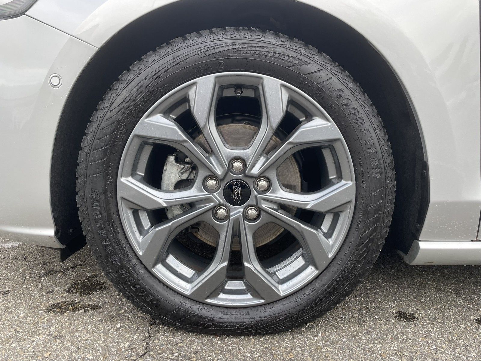 Ford Focus Turnier 1.0 EcoBoost Hybrid Aut. ST-Line X