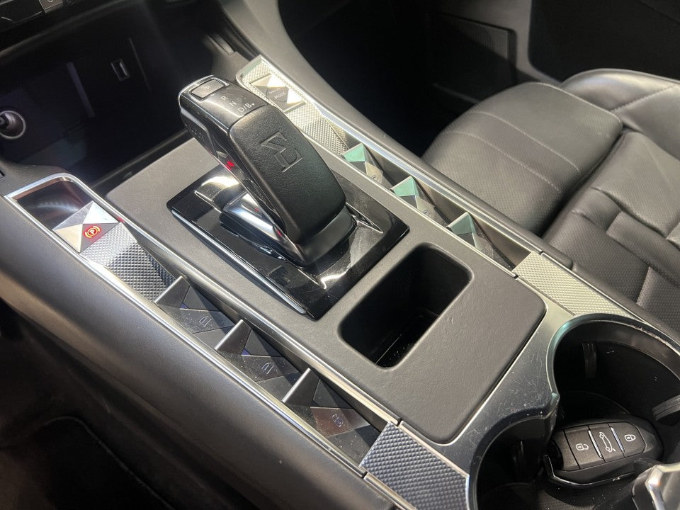 DS Automobiles DS 7 Crossback plug-in hibrid 180CP "LOUVRE"