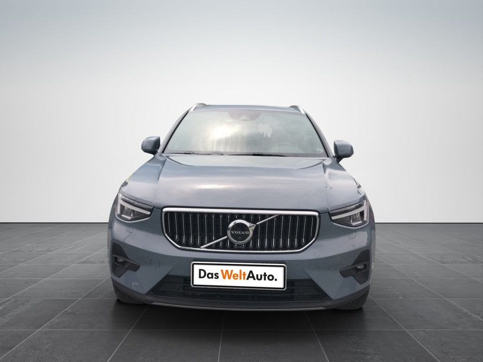 Volvo XC 40 Garantie 12 luni / Rate / Leasing / Credit / Istoric si km certificati