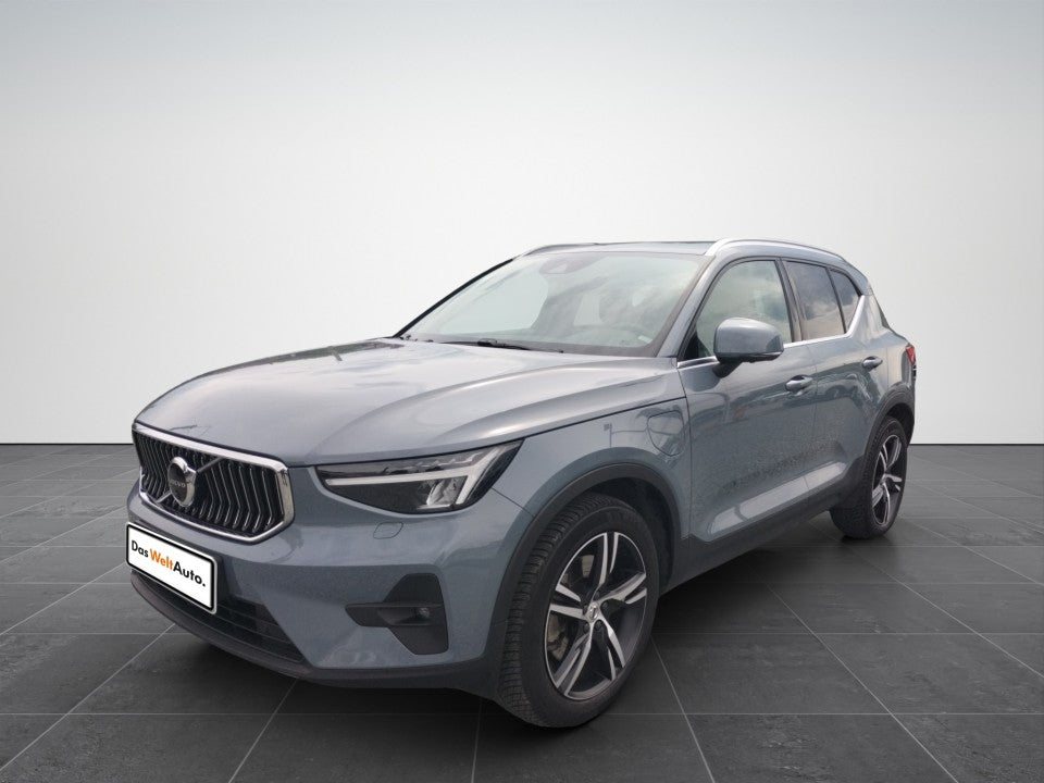 Volvo XC 40 Garantie 12 luni / Rate / Leasing / Credit / Istoric si km certificati