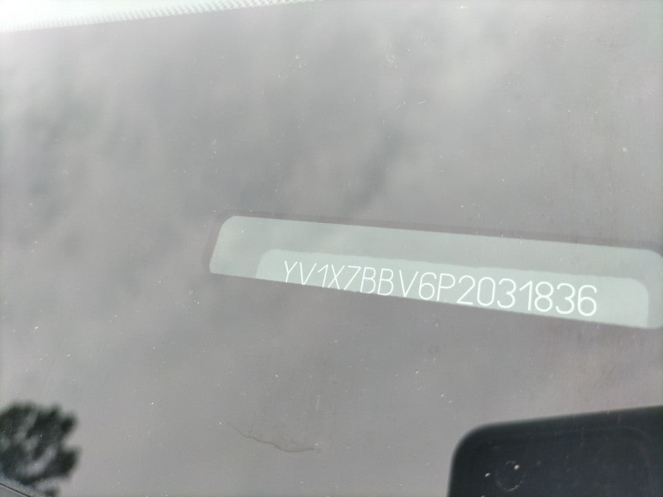 Volvo XC 40 Garantie 12 luni / Rate / Leasing / Credit / Istoric si km certificati