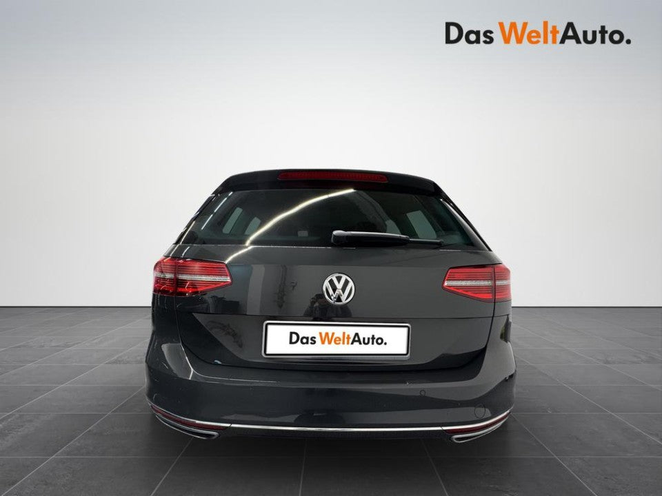 Volkswagen Passat 2.0 BiTDI DSG 4Motion Highline