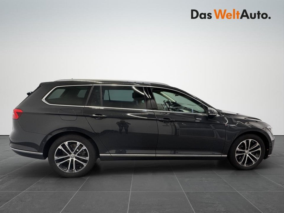 Volkswagen Passat 2.0 BiTDI DSG 4Motion Highline