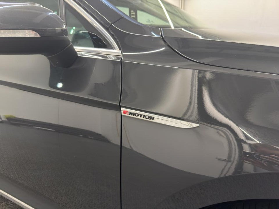 Volkswagen Passat 2.0 BiTDI DSG 4Motion Highline