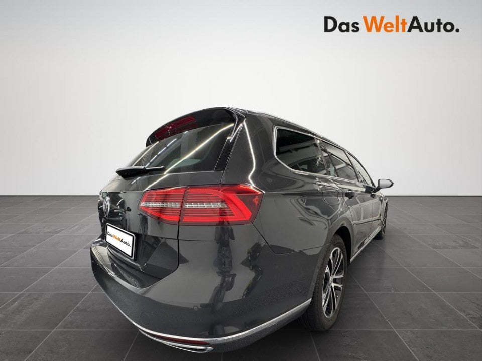 Volkswagen Passat 2.0 BiTDI DSG 4Motion Highline