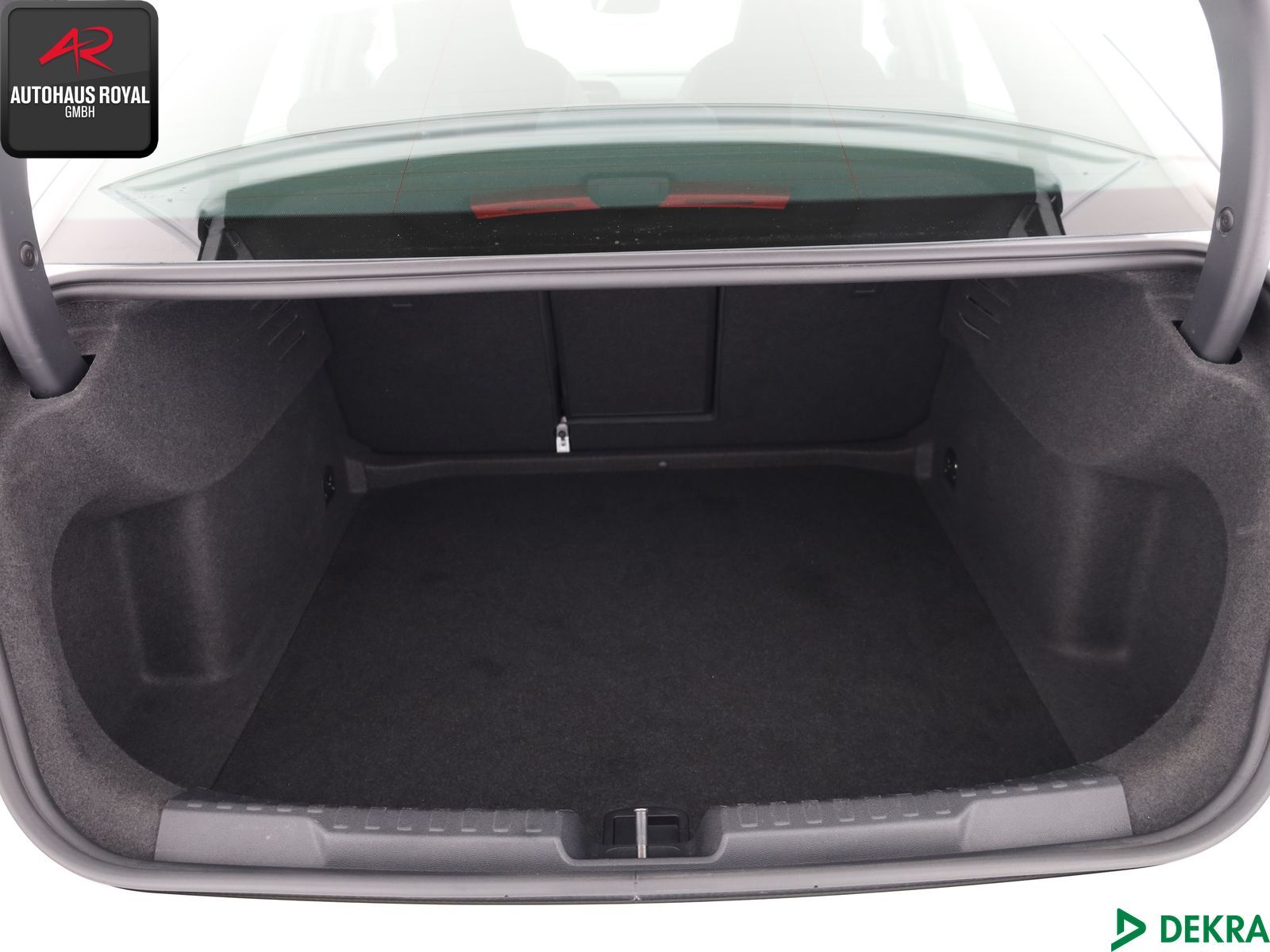 Audi A3 Limousine 35 TDI PANO,STANDHEIZ,HEADUP,MATRIX