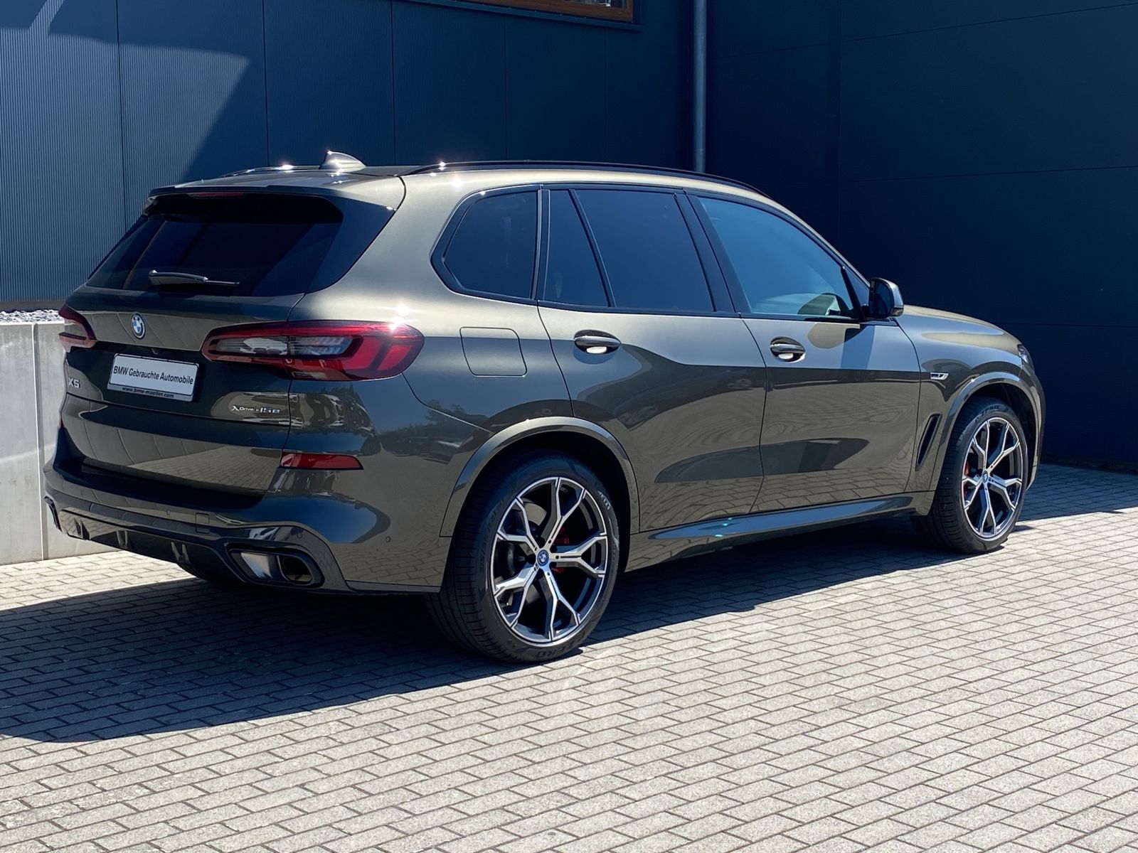 BMW X5 xDrive45e M Sport AHK/LASER/LUFT/B&W/360/SKY