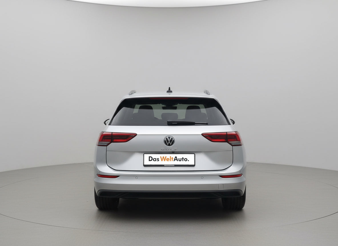 Volkswagen Golf 2.0 TDI DSG 150 CP