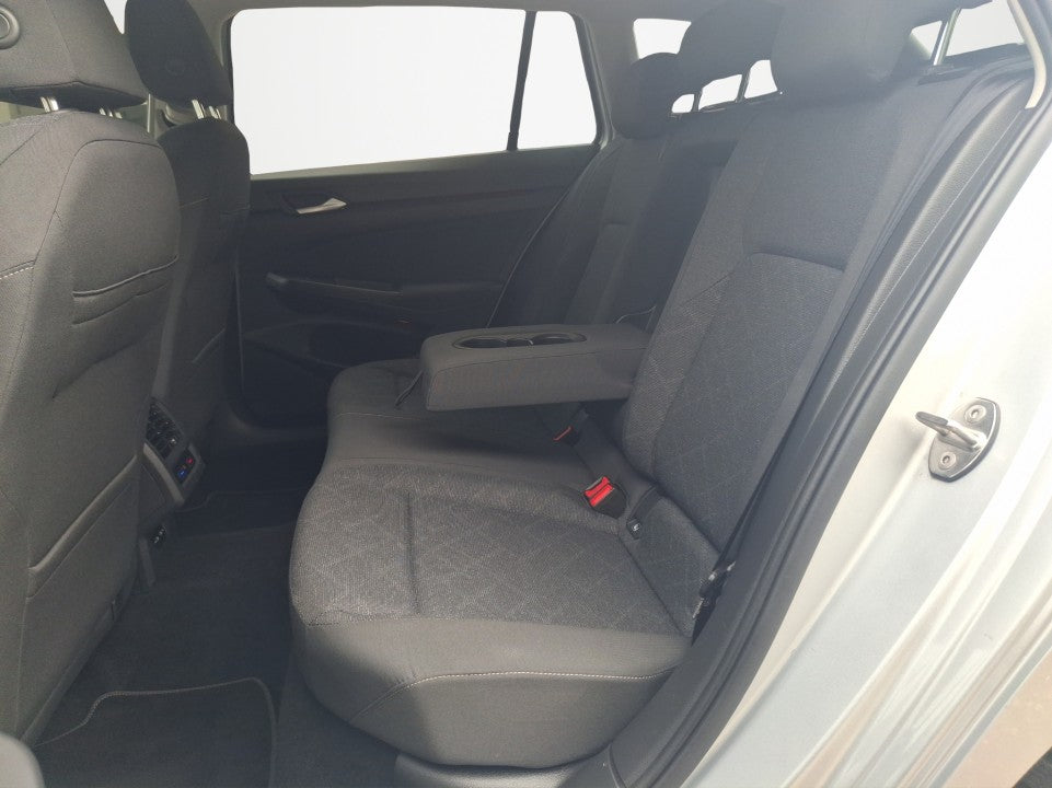 Volkswagen Golf Garantie 12 luni / Rate / Leasing / Credit / Istoric si km certificati