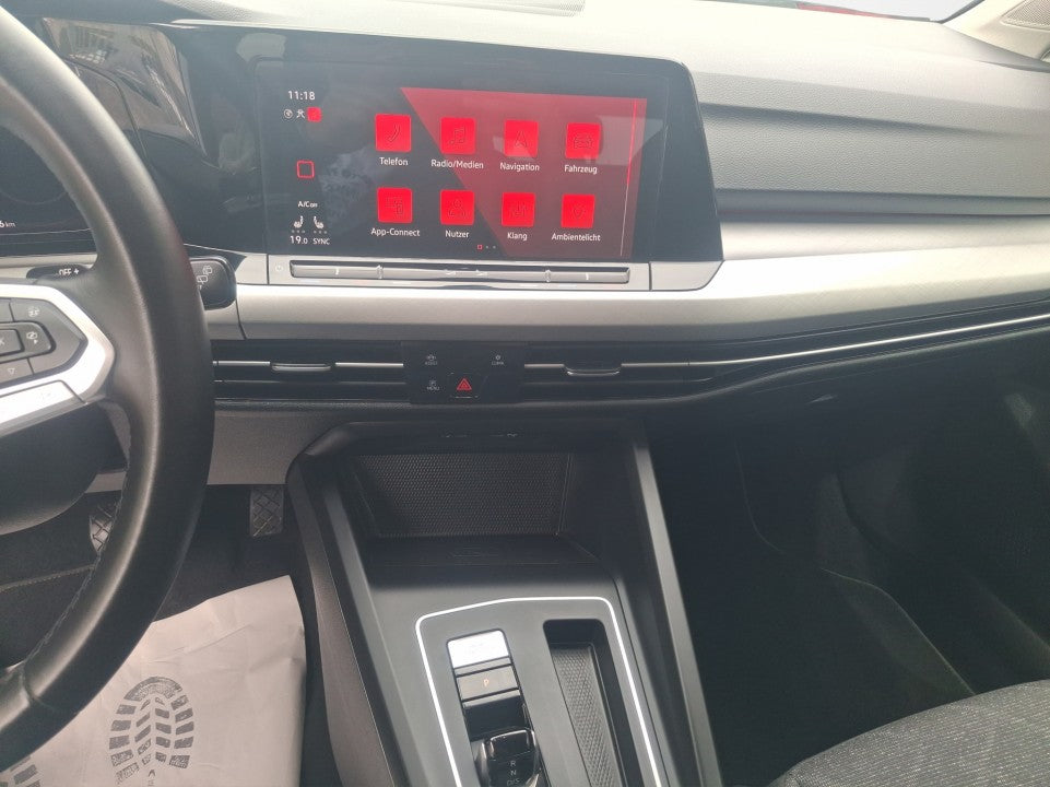 Volkswagen Golf Garantie 12 luni / Rate / Leasing / Credit / Istoric si km certificati