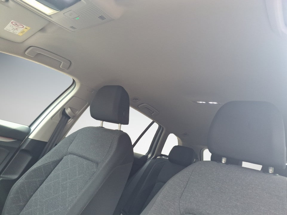 Volkswagen Golf Garantie 12 luni / Rate / Leasing / Credit / Istoric si km certificati