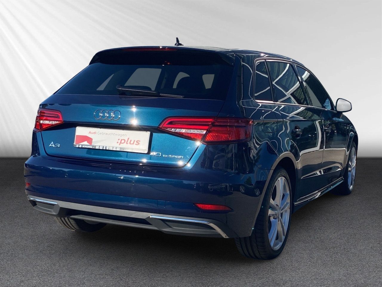 Audi A3 Sportback 40 e-tron sport S tronic - Samsaru's Car Outlet