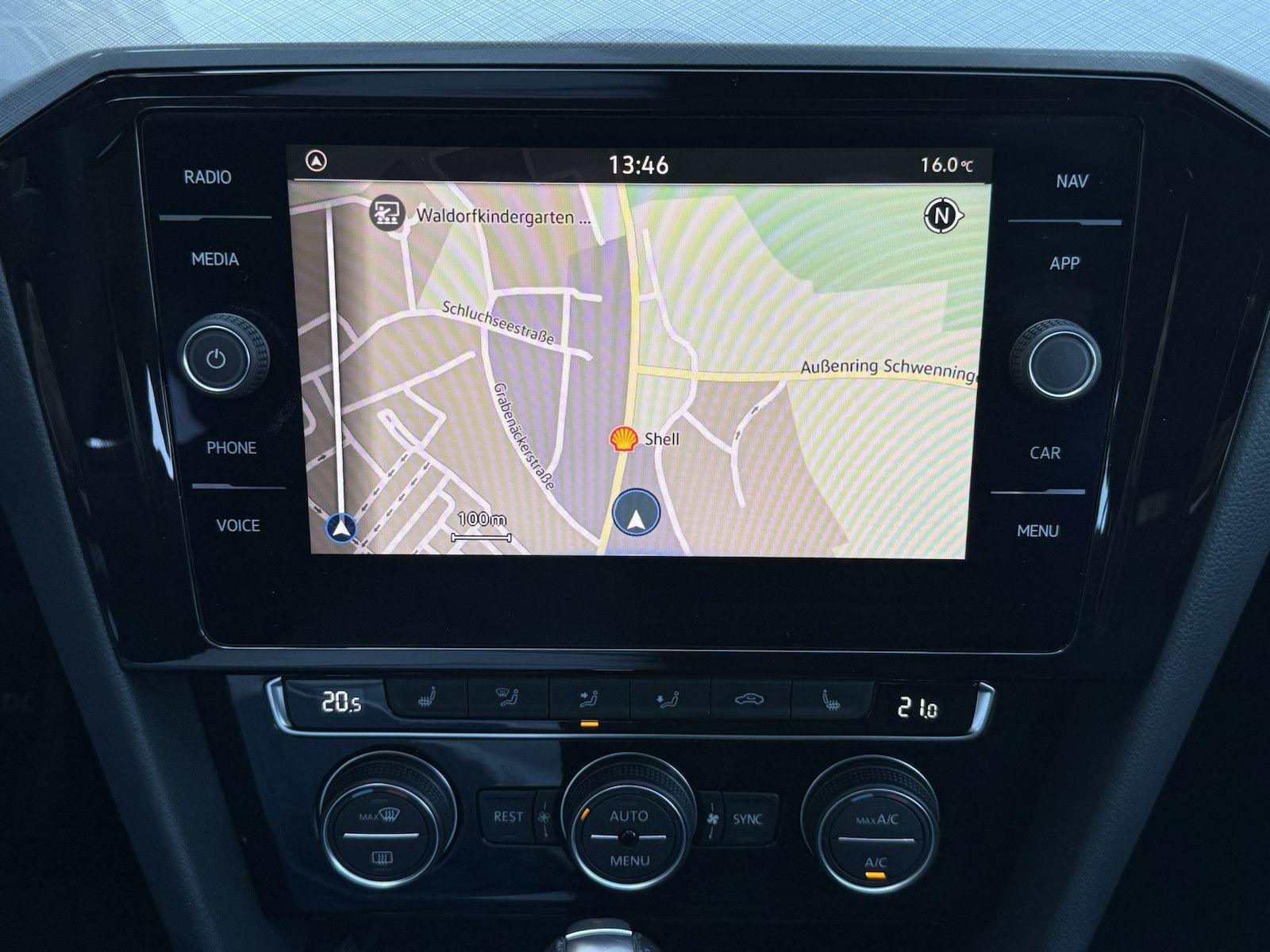 Volkswagen Passat 2.0 TDI BUSINESS - Samsaru's Car Outlet