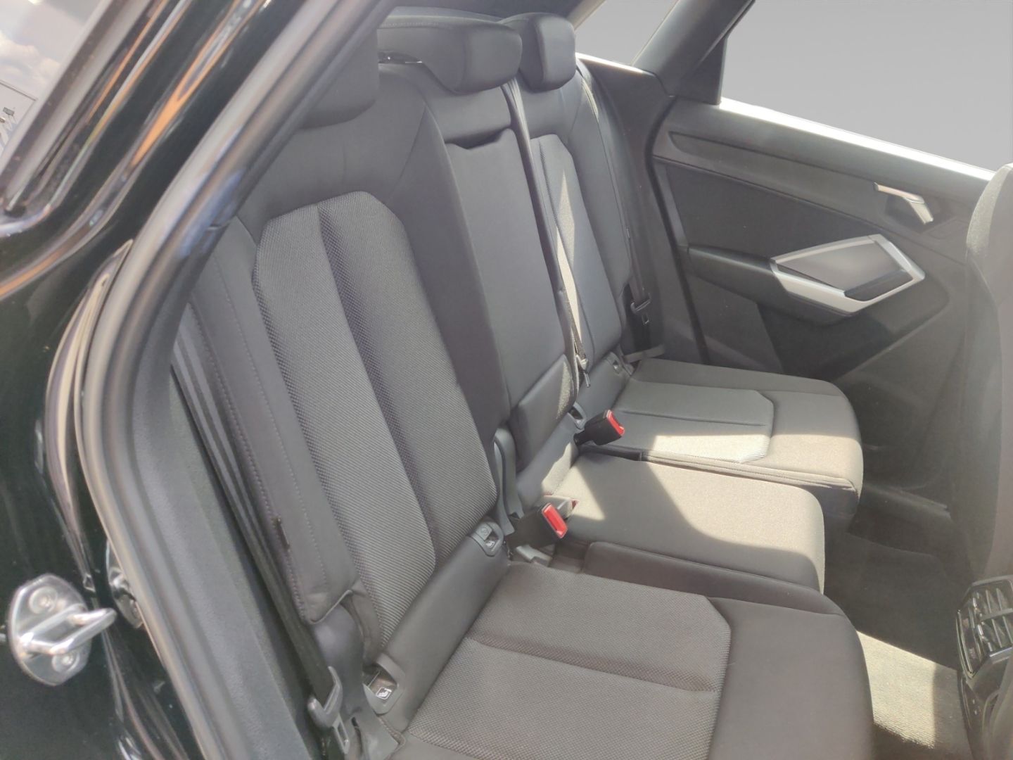 Audi Q3 35 TDI quattro S line - Samsaru's Car Outlet