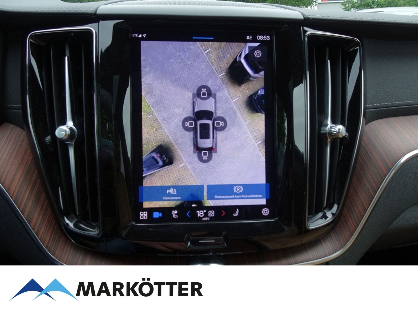 Volvo XC60 B4 AWD Ultimate Dark - Samsaru's Car Outlet