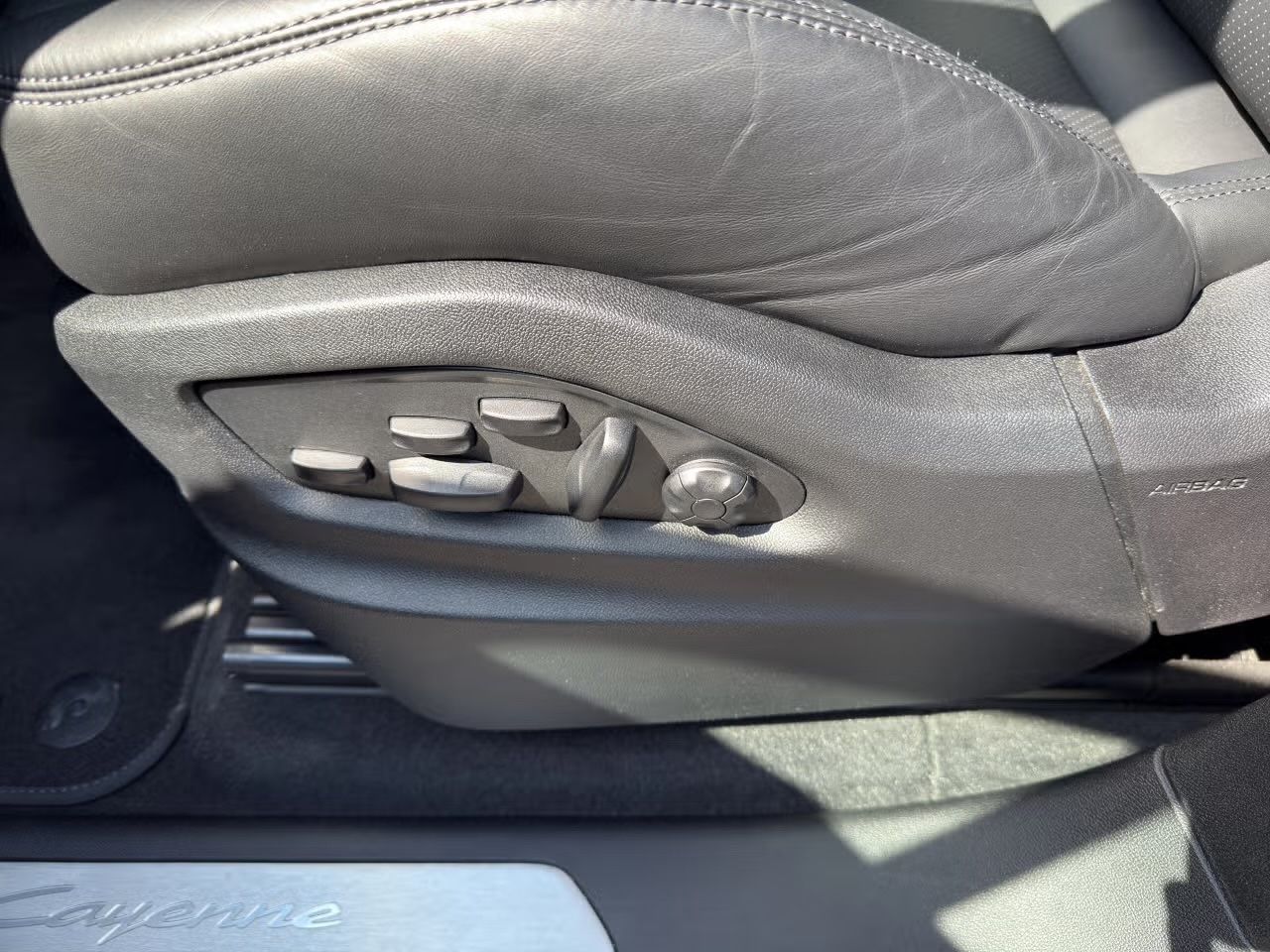 Porsche Cayenne COUPE E-Hybrid*BEIFAHRER DISPLAY*VOLLLLL