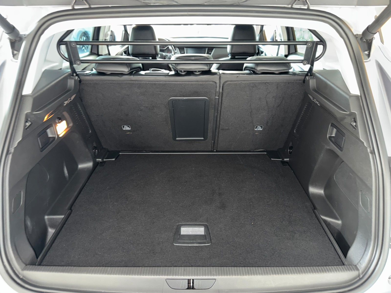 Opel Grandland X Innovation - Samsaru's Car Outlet