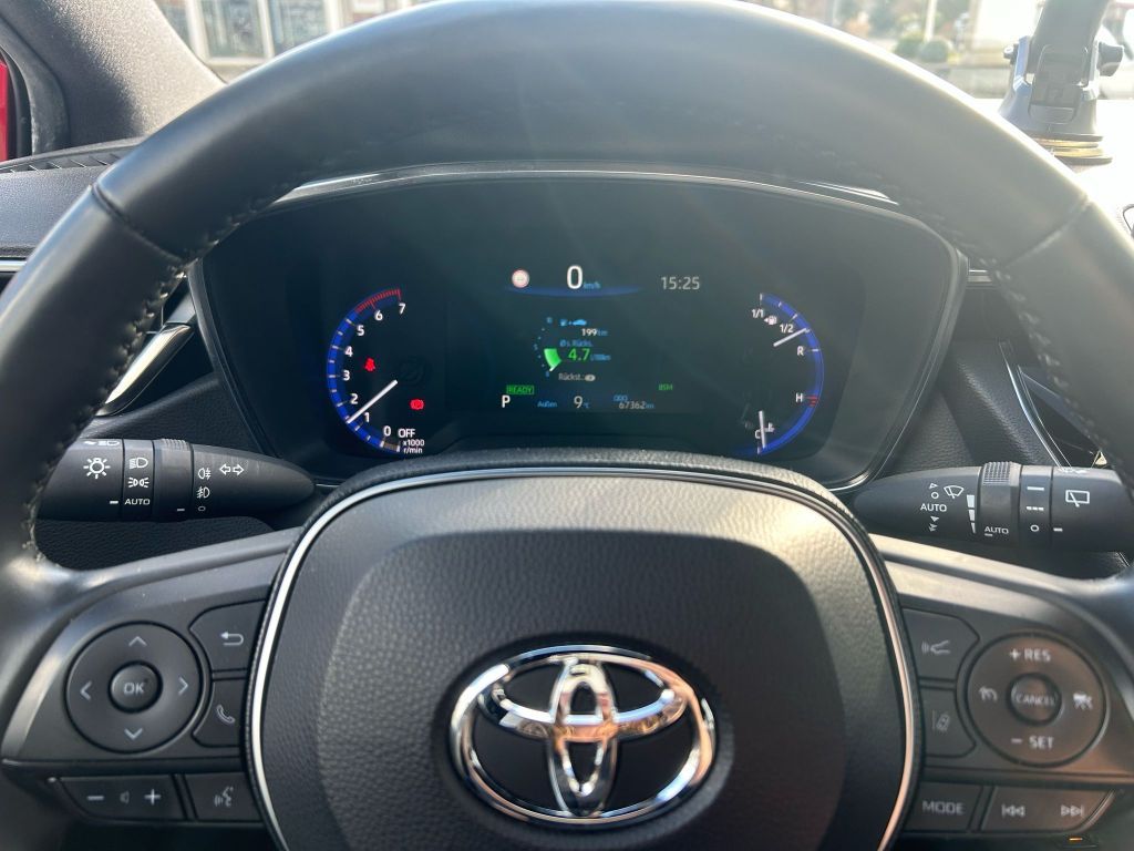 Toyota Corolla 1.8 Hybrid Touring Sports - Samsaru's Car Outlet