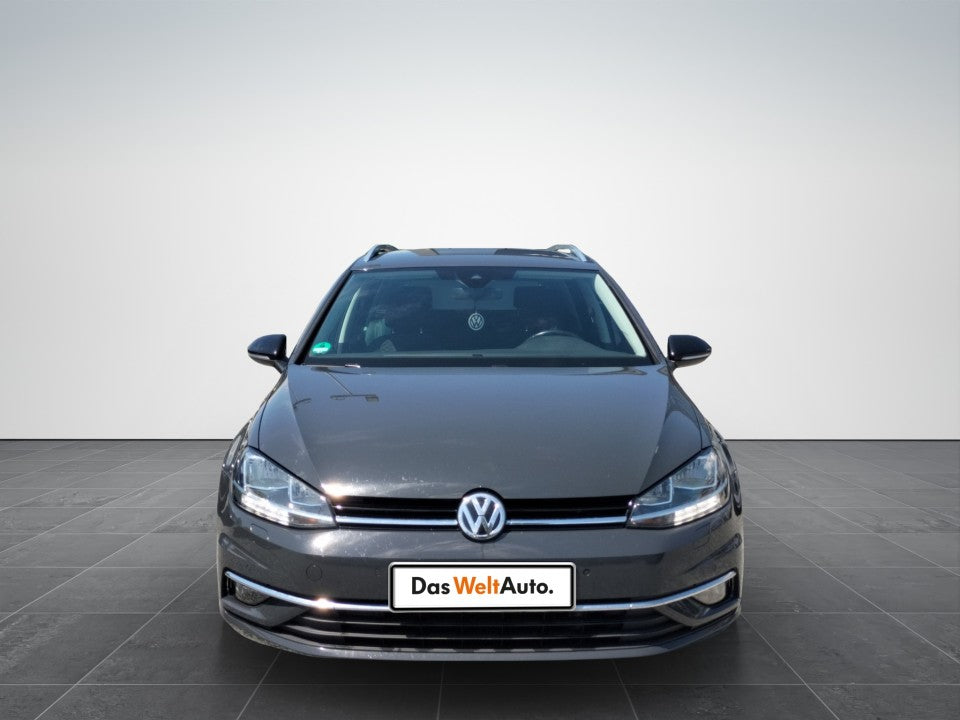 Volkswagen Golf Garantie 12 luni / Rate / Leasing / Credit / Istoric si km certificati