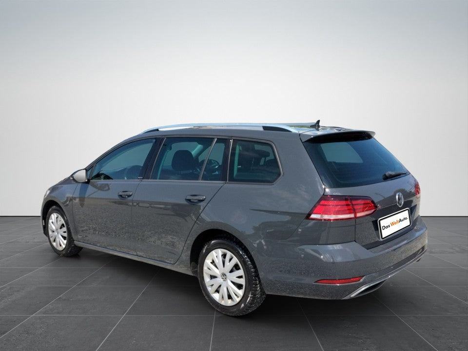 Volkswagen Golf Garantie 12 luni / Rate / Leasing / Credit / Istoric si km certificati