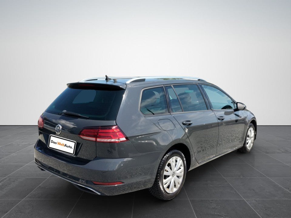 Volkswagen Golf Garantie 12 luni / Rate / Leasing / Credit / Istoric si km certificati