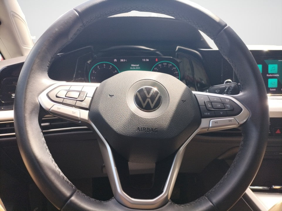 Volkswagen Golf Garantie 12 luni / Rate / Leasing / Credit / Istoric si km certificati