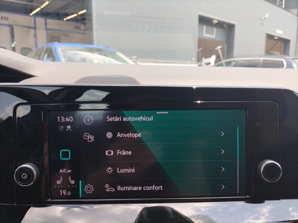 Volkswagen Golf Garantie 12 luni / Rate / Leasing / Credit / Istoric si km certificati