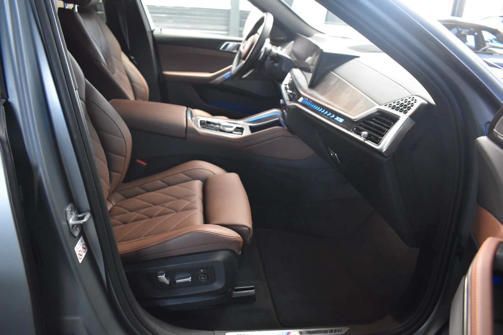 BMW X6 30 d xDrive M SPORT*FROZEN*ICONIC GLOW*KAMERA