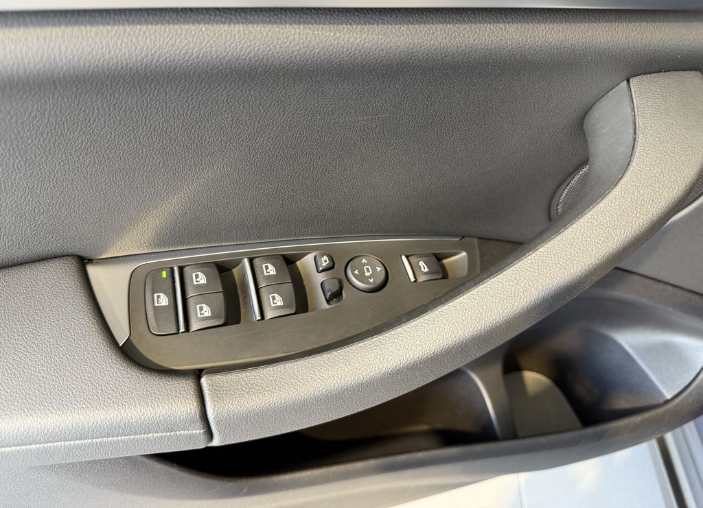 BMW X3 xDrive30d - Samsaru's Car Outlet