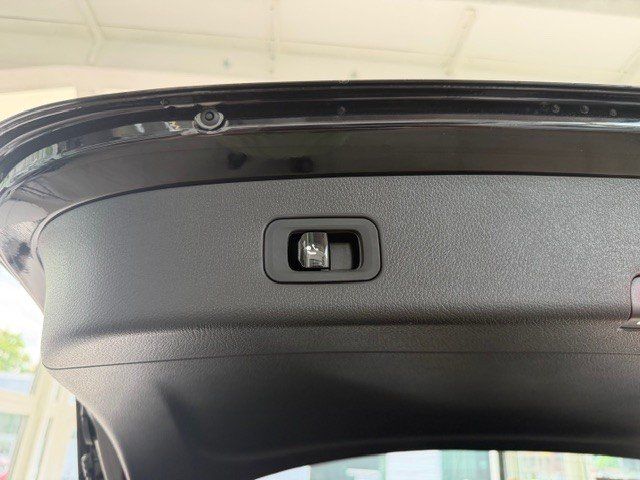 Mercedes-Benz GLC 450d AMG PREMIUM PLUS+PANO+BURMESTER+AHK+LUF