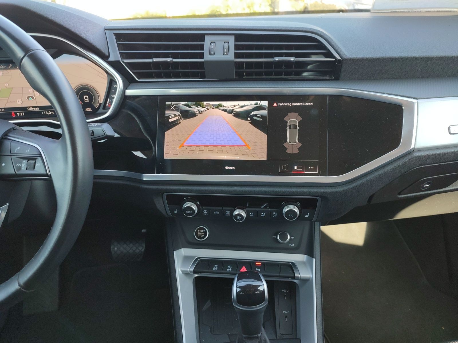 Audi Q3 40 TFSI quattro - Samsaru's Car Outlet