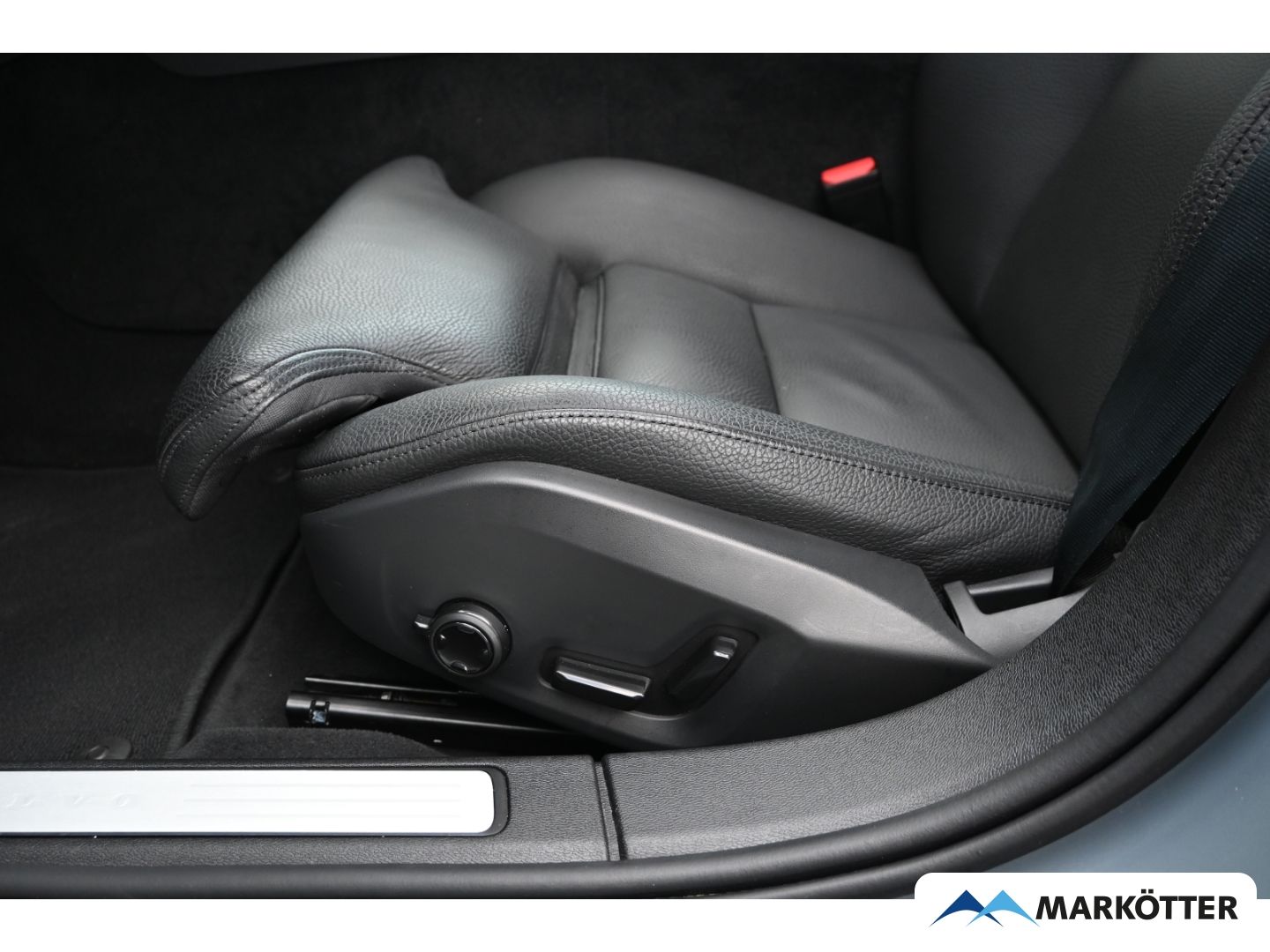 Volvo S60 B5 AWD Ultimate Dark ACC/S-Dach/StandH