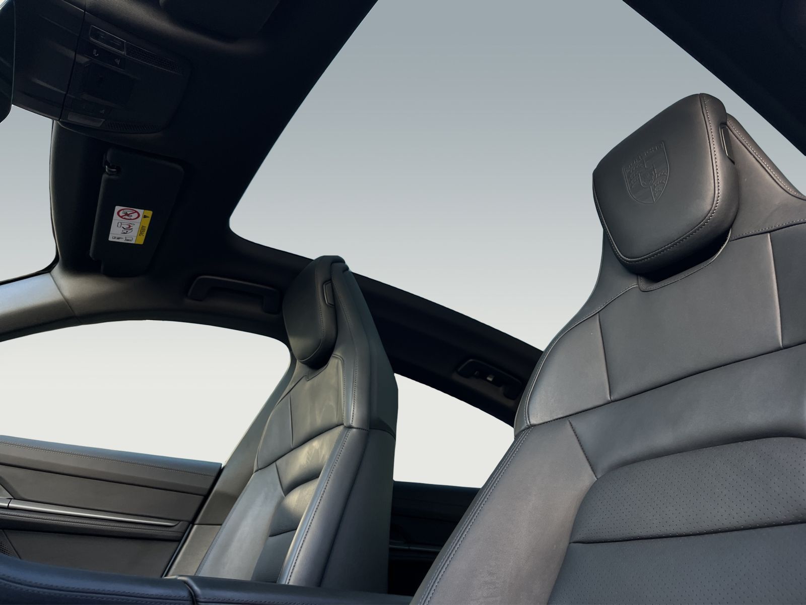 Porsche Taycan 4S SunshineControl,Sportdesign,Matrix Led