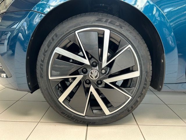 Skoda Octavia 2.0 TDI DSG Style AHK Navi Standheizung