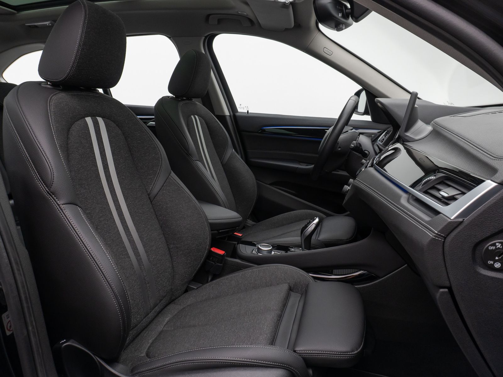 BMW X1 xD20i Sport Line - Samsaru's Car Outlet