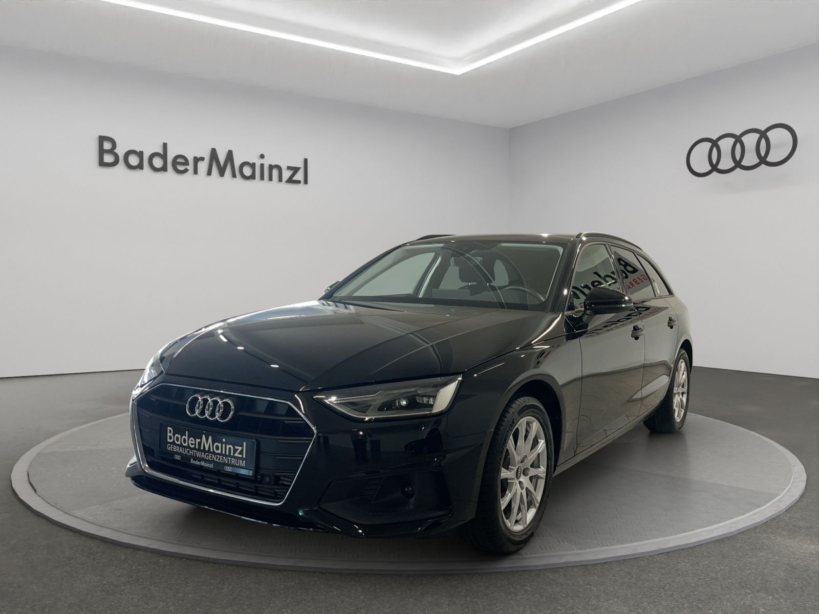 Audi A4 Avant 35 TFSI - Samsaru's Car Outlet