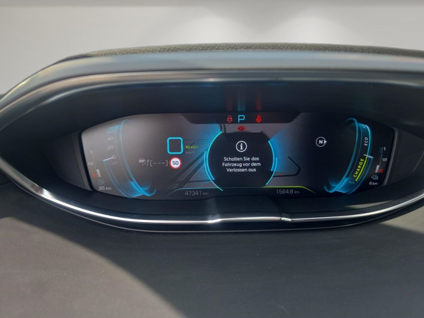 Peugeot 3008 Hybrid 225 GT AHK-abnehmbar Navi Digitales