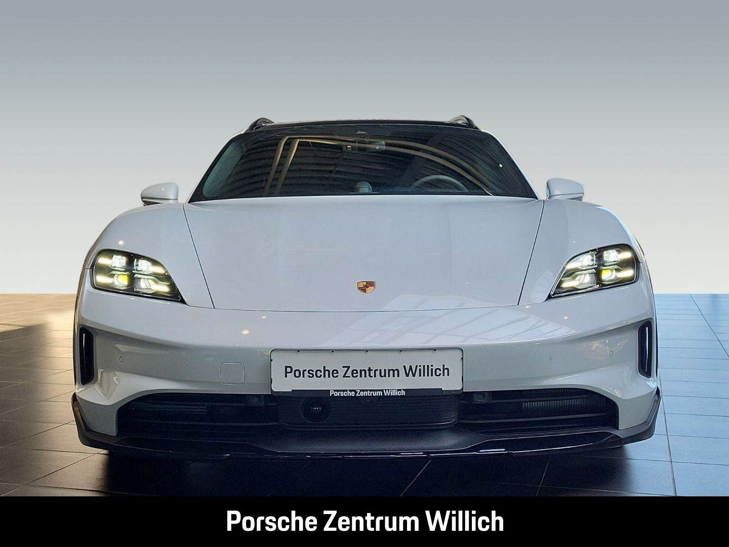 Porsche Taycan 4 Cross Turismo InnoDrive Surround-View