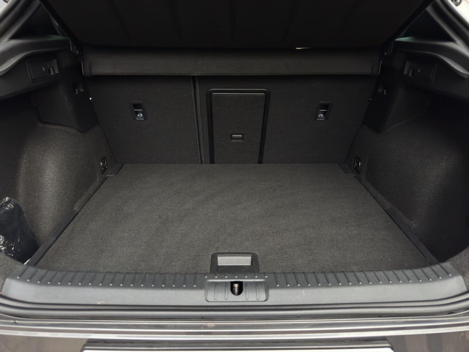 Cupra Formentor VZ 2.0 TSI 4Drive NAVI AHK KAMERA ACC