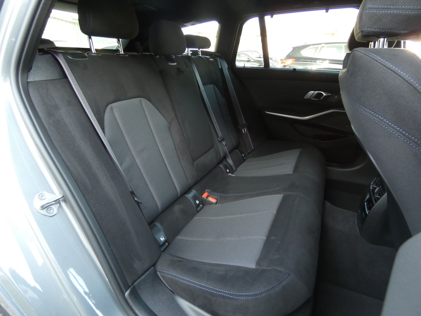 BMW 318d Touring M Sportpaket HK HiFi DAB LED Shz