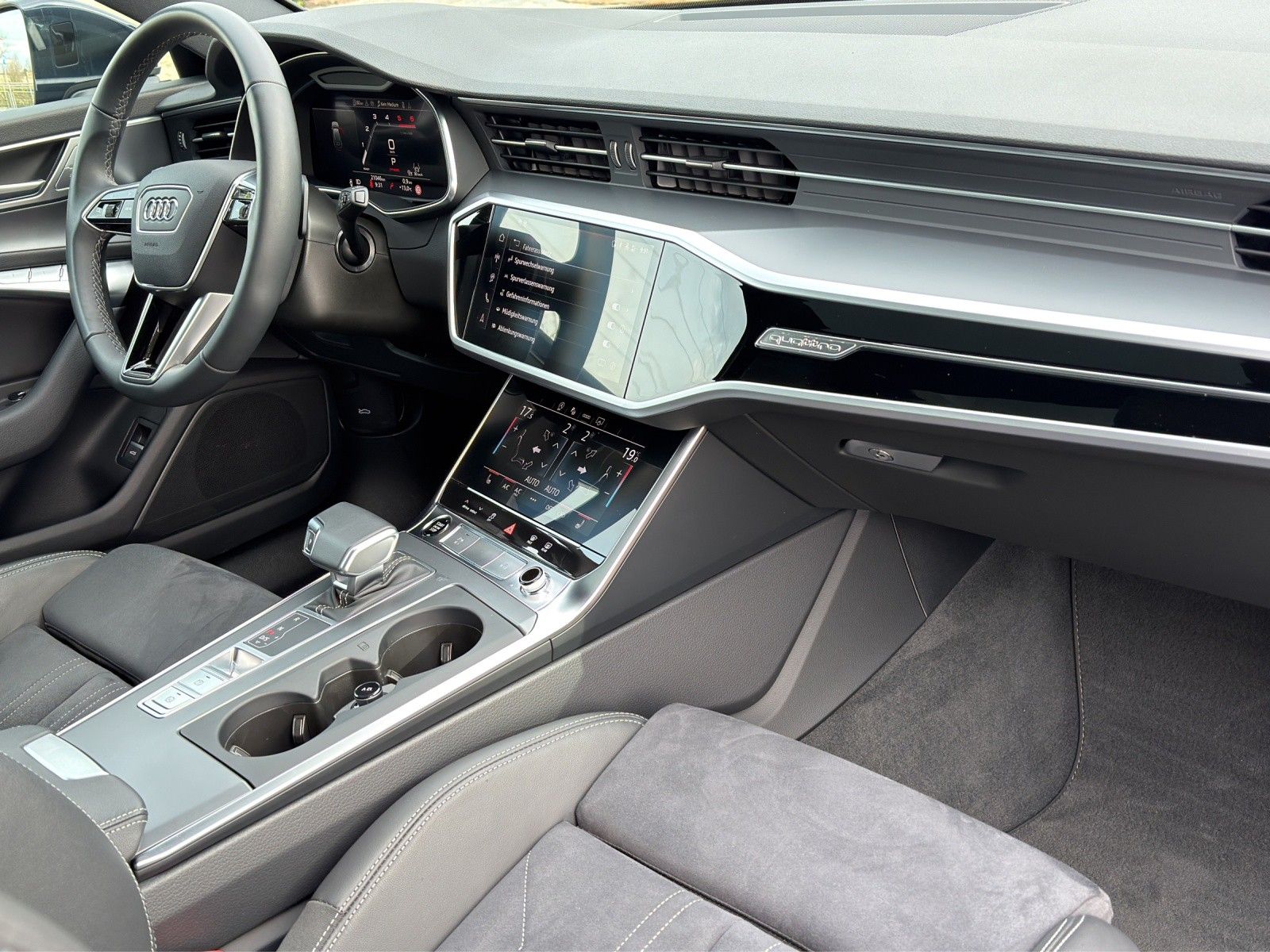 Audi A6 Avant 40 TDI quattro S line LEDER/PANO/ACC/RF