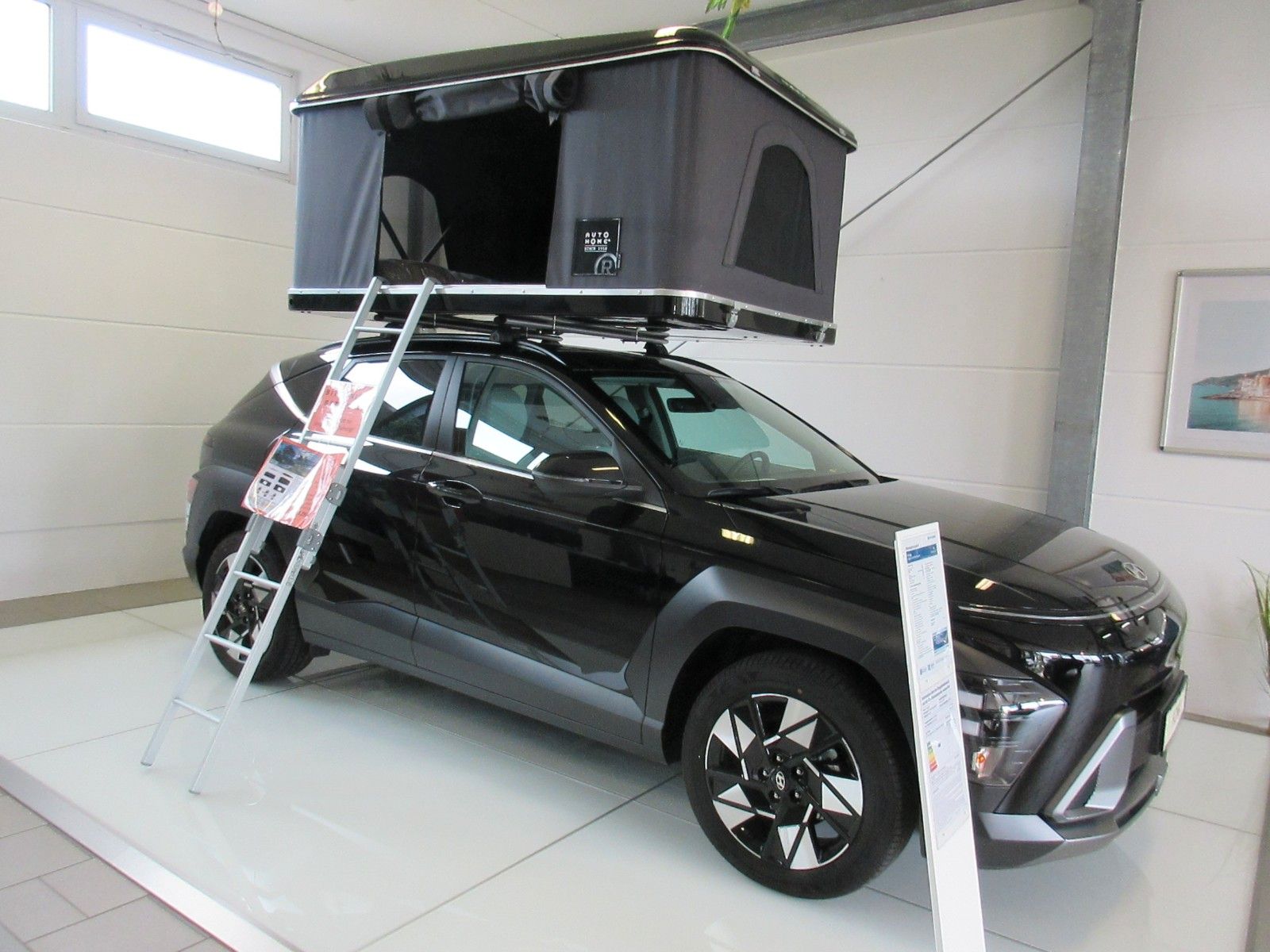 Hyundai Kona 1.6 GDi Hybrid Trend - Samsaru's Car Outlet